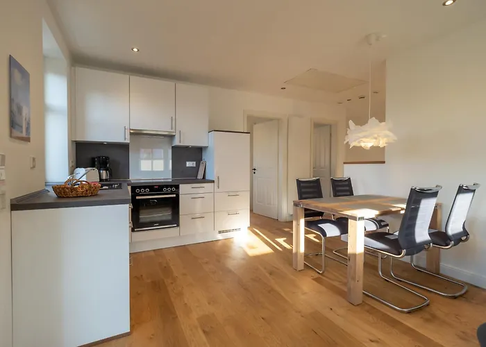 Junonia Апартаменты *